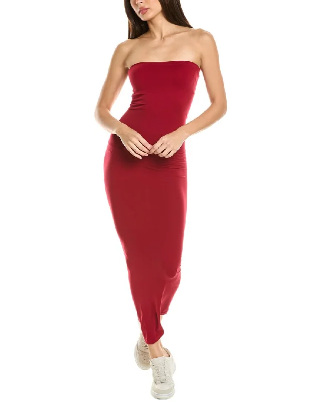 Women's Stylish Outdoor Outfit Wolford Fatal Stellar Strapless Maxi Dress