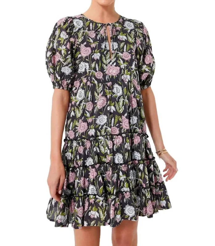 Women's Clothes Carmella Dress In Black Floral