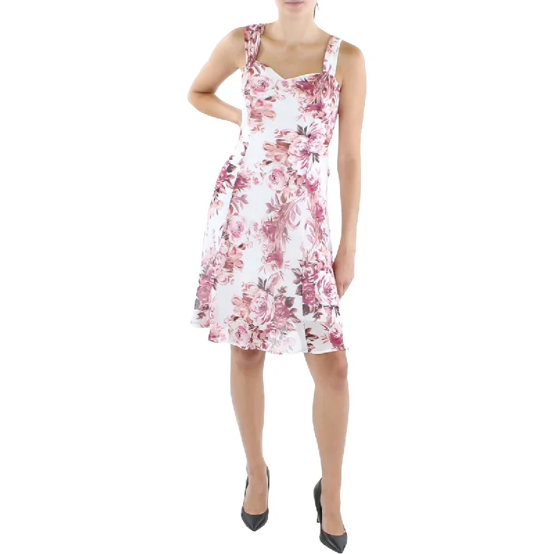 Affordable Women's Outfit Elegant Details Petites Womens Chiffon Floral Fit & Flare Dress