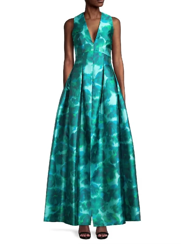 Women's Luxury Apparel Brooke Gown In Emerald Watercolor Floral