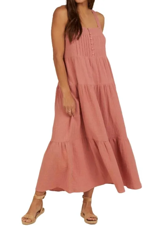 Women's Clothes And Garments Colbie Maxi Dress In Lipstick