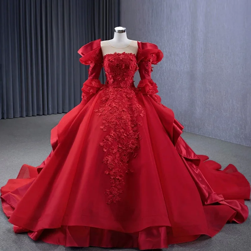 Women's Casual Garments Vintage High-end Ruffles Wedding Dress Puffy 3/4 Sleeve Quinceanera Gown