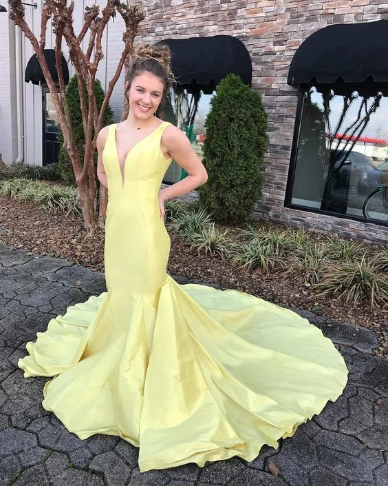 Affordable Women's Clothing Glamorous Yellow Mermaid Prom Dress Sexy Deep V-Neck Satin Sweep Train Formal Evening Dresses   cg14272