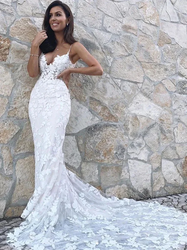 Women's Versatile Apparel Spaghetti Straps Lace Long Wedding Dresses, 2020 Mermaid Lace Wedding Dresses