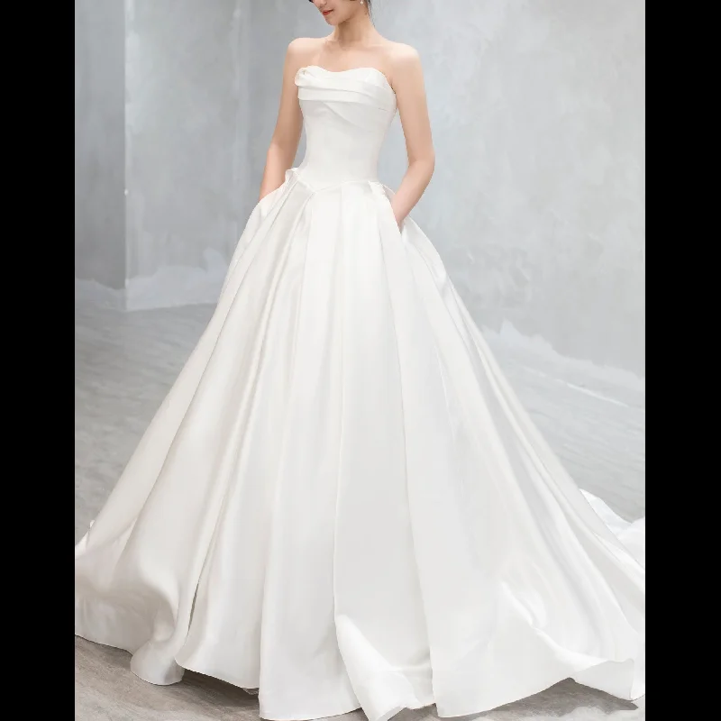 Women's Work Outfit For The Office Strapless A-line Satin Bridal Wedding Dress with Pocket