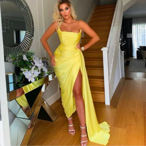 Stylish Women's Clothing yellow prom dresses 2020 sweetheart neckline side slit sexy chiffon faced satin evening dresses   cg14259