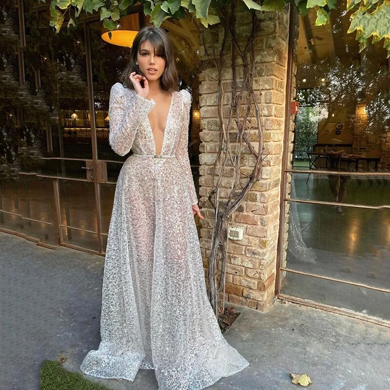 Women's Holiday Apparel Gorgeous Silver Sexy A-Line Sequins Open Back Evening Dress Plus Size V-Neck Long Sleeves Sequined Prom Dress robes de cocktail.MW106