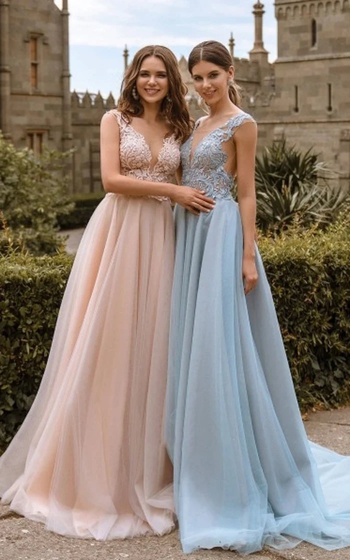 Women's Evening Attire Bridesmaid Dresses Lace V Neck Sexy Illusion Back Tulle Dresses